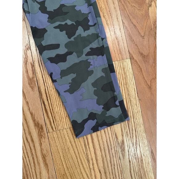 Lululemon Keep Moving Pants 7/8 High Rise Camo - Picture 5 of 8